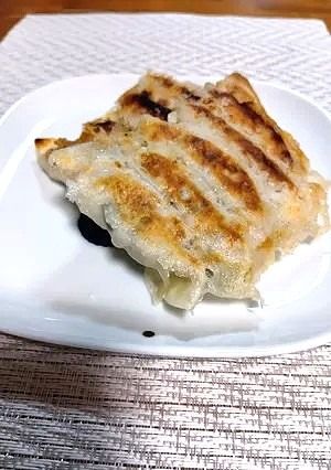 シャキシャキ蓮根の美味しい餃子-レシピのメイン写真