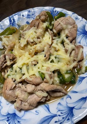 豚肉ピーマン玉ねぎ炒めチーズふりかけ-レシピのメイン写真
