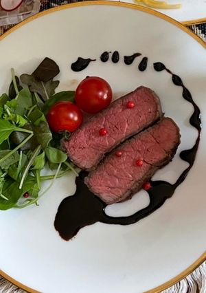 絶品！ローストビーフ〜バルサミコソース〜-レシピのメイン写真