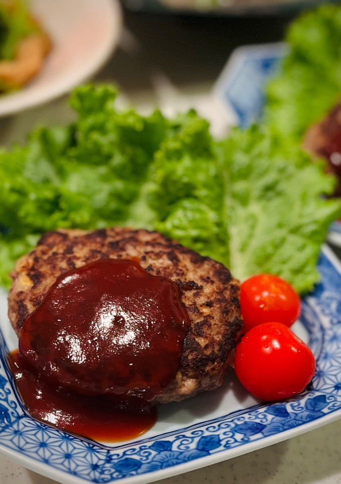おあげでふわっ！旨ジュワ牛バーグ-レシピのメイン写真
