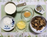 簡単今日の夕飯！茸チーズハンバーグ肉料理作り方1写真