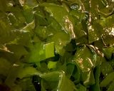 箸が止まらない〜♡生ワカメのゴマ油炒め作り方1写真
