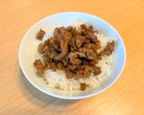焼くだけ！カンタン豚そぼろ丼作り方6写真