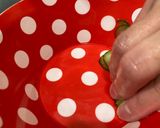 1ボウルで簡単！きゅうりとわかめの酢の物作り方2写真