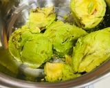 🥑アボカドと酒盗を和えて味付け海苔乗っけ作り方2写真