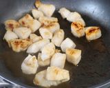 柔らか♡鶏むねとさつまいもの味噌マヨ炒め作り方4写真
