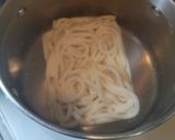 三つ葉と春菊と豚バラ肉の焼きうどん作り方5写真