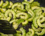 ゴーヤの炒り卵と納豆和え作り方3写真