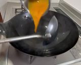 新玉ねぎの甘みを味わう、新玉ねぎ炒飯作り方2写真