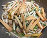 豚肉たっぷり！梅香る具だくさん炒め作り方7写真