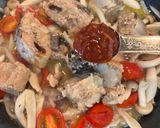 煮込み10分！鯖の水煮缶でアクアパッツァ風作り方3写真
