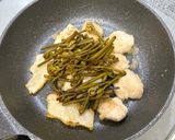 わらびとたけのことささみの塩麹炒め作り方5写真