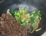 牛肉とブロッコリーのオイスターソース炒め作り方2写真