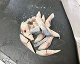 しめ鯖と寿司ガリと大葉の和え物作り方1写真
