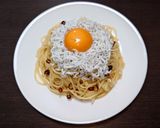 簡単☆しらすと卵黄のペペロンチーノ♩作り方7写真