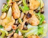 鶏むねとキャベツ・しめじのカレー醤油炒め作り方7写真