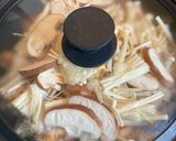 たっぷりきのこと手羽元の塩麹焼き作り方7写真