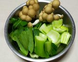 チンゲン菜と豚こまのお手軽豆乳スープ作り方1写真
