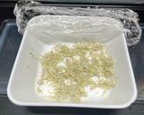 シラスと胡麻のはちみつトースト🐝🍯作り方2写真