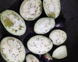 ナスと舞茸のヘルシーピザ🍕背徳圧縮生地②作り方1写真