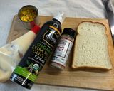 クレージーソルトとコーンマヨのトースト作り方1写真