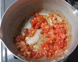 不器用トマト缶を使ってトマトソース作り方1写真
