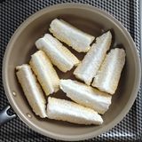 プチプチ楽しい♪とうもろこし海苔塩唐揚げ作り方3写真