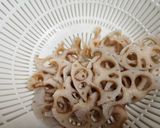 れんこんとスナップエンドウのサラダ作り方1写真
