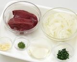 レバーと玉葱の煮込み～ヴェネチア風～作り方1写真