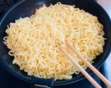 安く！早く！混ぜずに！大盛り焼きそば作り方5写真