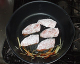 鮭シメジ豆板醤炒め♪簡単魚レシピ作り方5写真