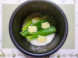 簡単昼食！鶏カオマンガイ長ネギたれ炊飯器