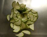 ズッキーニの中華めんたい和え作り方1写真