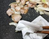 豚トロとニラ.玉ねぎの香ばしポン酢炒め作り方4写真