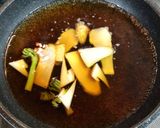 皮付きウド・エリンギ・春野菜の温かい蕎麦作り方5写真