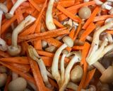 鶏もも肉とキノコの炊き込みご飯作り方2写真
