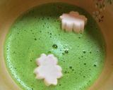 明治屋さくらマシュマロを抹茶に浮かべる作り方2写真