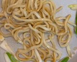 【材料2つ】何度も食べたい焼きうどん作り方3写真