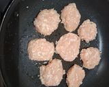 鶏ひき肉のハンバーグ作り方2写真
