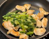 鶏肉とチンゲン菜の梅炒め作り方12写真