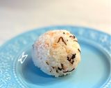 明太子（あかり）と塩昆布のおにぎり作り方5写真