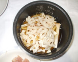 蓮根炊込みご飯♪簡単レシピ炊飯器で作り方5写真