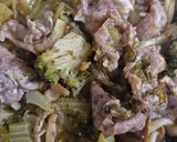 豚肉とセロリの人参ドレッシング炒め作り方3写真