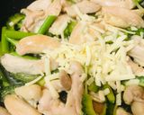 鶏肉とアスパラ＆ゴーヤーのチーマヨ炒め作り方3写真