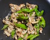 甘ししとうと豚肉の塩昆布炒め✨作り方6写真