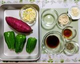 節約簡単夕飯！さつま芋と鶏胸肉の青椒肉絲中華弁当作り方1写真