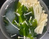 節約キャンプ飯！卵とわかめの春雨スープ！作り方3写真
