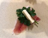 イタリアンパセリ&チーズ&生ハム巻き作り方2写真