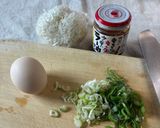 簡単！ピリ辛！食べるラー油炒飯作り方1写真