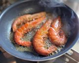 市販のソース活用！海老トマトスパゲティ作り方3写真